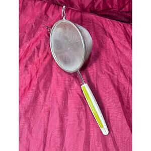 Vintage Flour Sifter w/White & Green Handle Retro Mid Century